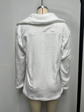 Carregar imagem no visualizador da galeria, Women's Faux Fur Coat / Autumn Street Fashion