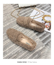 Carregar imagem no visualizador da galeria, Velvety and warm shoes for your feet