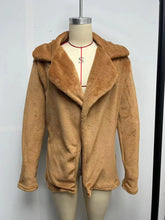 Carregar imagem no visualizador da galeria, Women&#39;s Faux Fur Coat / Autumn Street Fashion

