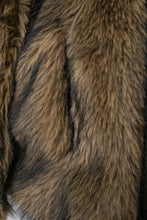 Carregar imagem no visualizador da galeria, Midnight Ember / Luxury Fashion Fall-Winter
